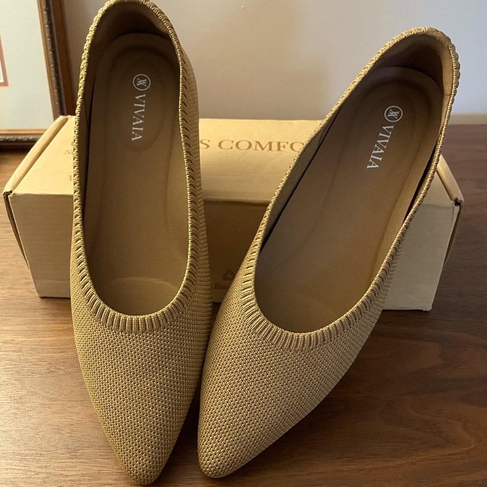 Vivaia Aria 5° Pointed Toe Ballet Flat